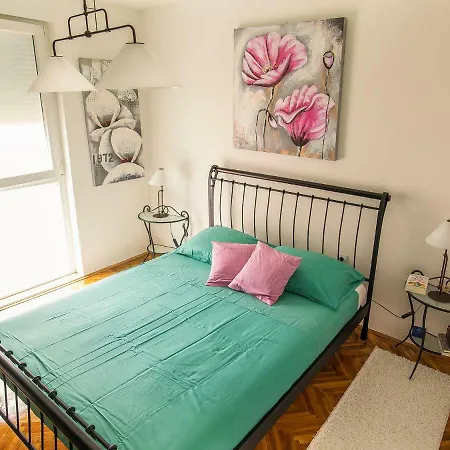 Apartment Cosmo